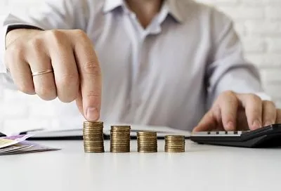 Минтруд: зарплаты выпускников программ переобучения выросли на 20%