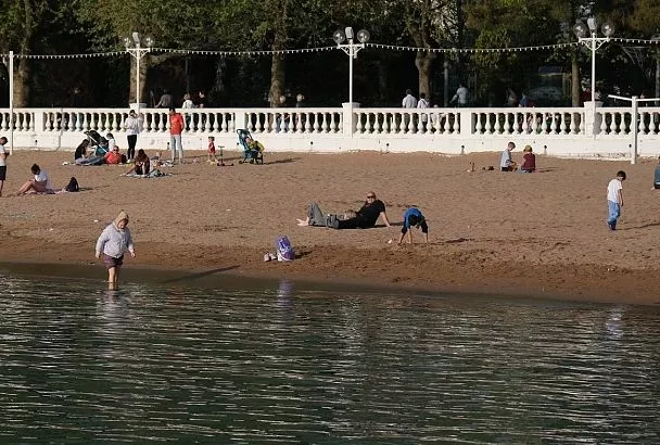 Какая температура Черного и Азовского морей у берегов Краснодарского края