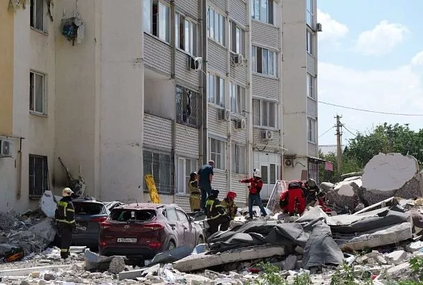 Взрыв газа в жилом доме Саратова унес жизни троих человек. Что известно к этому часу