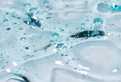 Теперь можно не бояться засухи на даче: учёные придумали гель, который сохранит влагу в почве