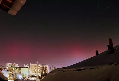 Полярное сияние озарило небо над Краснодарским краем