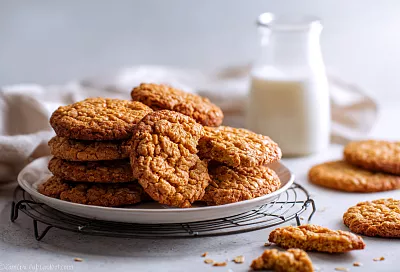 Самое хрустящее овсяное печенье без муки — вкуснее магазинного и готовится проще простого