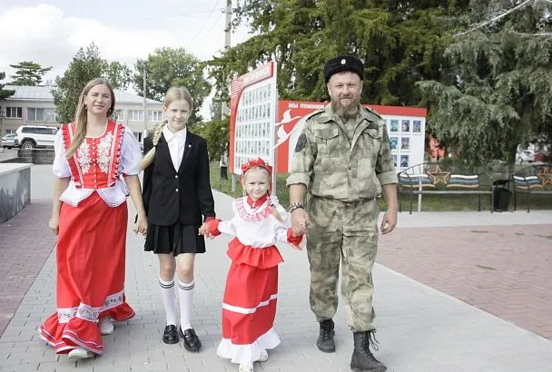 «Если муж – голова, то жена – шея»