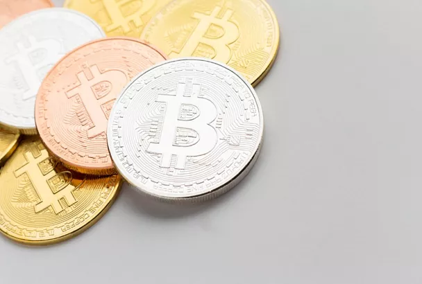 ЦБ допустил работу зарубежных криптобирж в России через дочерние структуры