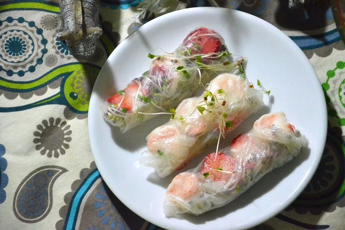 Вы полюбите это угощение с первого взгляда! Роллы со сладкими свежими фруктами