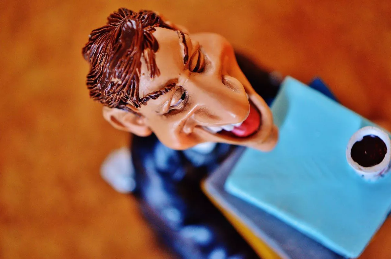 Эти документы нельзя оставлять в машине: список и правила, которые спасут автовладельцев от мошенников