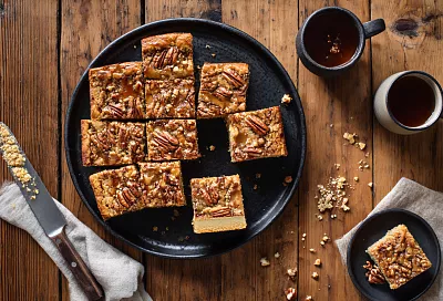 Орехово-халвенные квадратики к чаю за полчаса