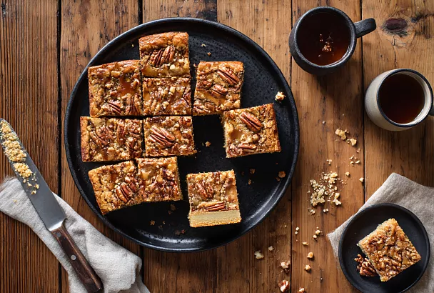 Орехово-халвенные квадратики к чаю за полчаса