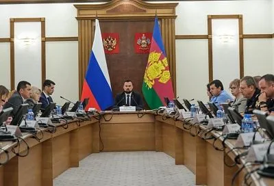 Вице-губернатор Краснодарского края Александр Агибалов провел расширенное заседание антинаркотической комиссии