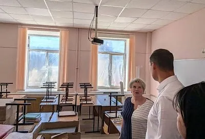 Поврежденную при атаке беспилотников школу в Новороссийске планируют восстановить за два месяца