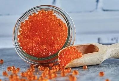 Искусственный вкус: почему ненастоящая икра может быть опасной для организма