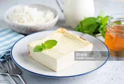 Нежная классическая творожная запеканка с манкой. Вкус детства, который всегда радует