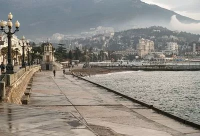 Черное море у берегов Крыма прогреется до +20 градусов к концу мая