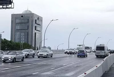 С 3 по 30 июля на Тургеневском мосту в Краснодаре ночью будут вводить кратковременные ограничения движения