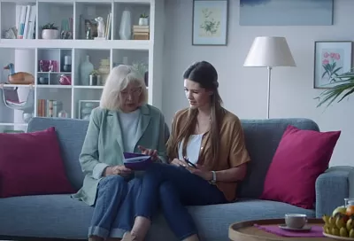 Tele2 запускает онлайн-лекции по мобильному интернету для людей старшего поколения