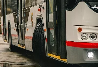 Как будет работать общественный транспорт Краснодара в новогоднюю ночь