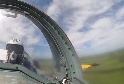 Учебные полеты на самолетах Л-39 выполнили курсанты Краснодарского авиаучилища 