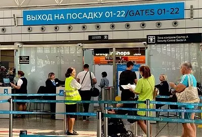 По фактическому расписанию работает аэропорт Сочи после отмены временных ограничений