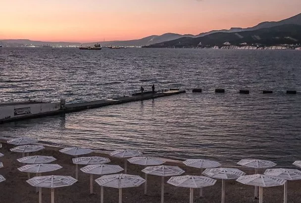 На каких пляжах в Краснодарском крае не успела остыть морская вода