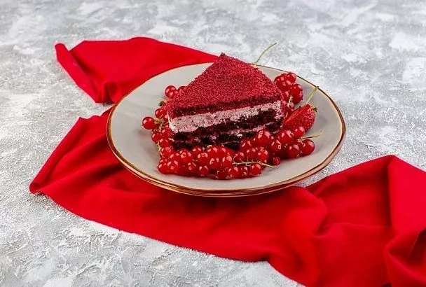 Вдохновение на сладкое: как приготовить классический торт «Красный бархат»