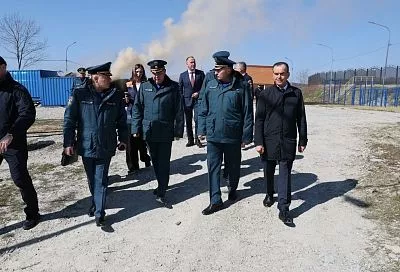 Александр Куренков и Вениамин Кондратьев оценили учебную пожарно‑спасательную часть Академии МЧС России в селе Дивноморском