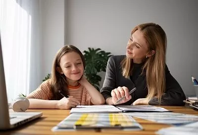 Больше 80 тыс. рублей в месяц зарабатывает четверть репетиторов на юге России