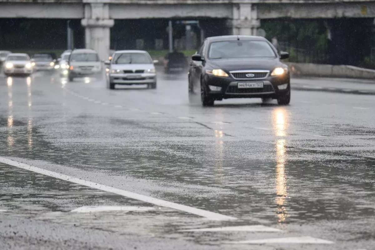 Ливни с грозой и сильным ветром накроют Краснодарский край