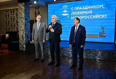 Подвиг героев-освободителей связывает народы и поколения