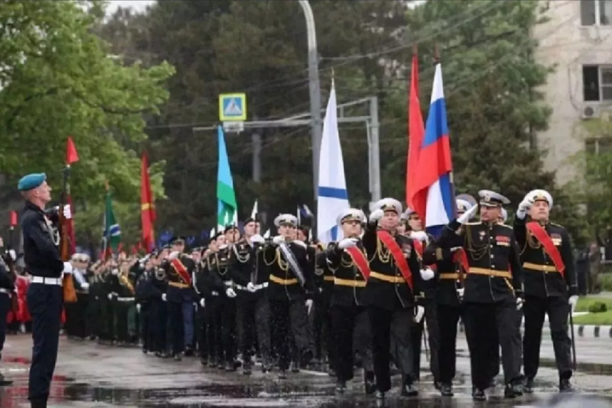 На Кубани проведут трансляцию военного парада в Новороссийске