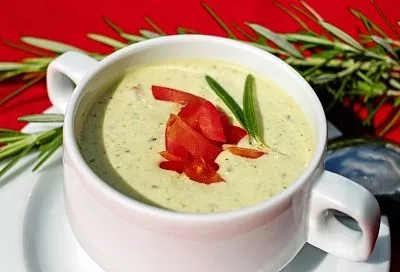 Чем холоднее на улице, тем чаще варю грибной суп-пюре: простой рецепт