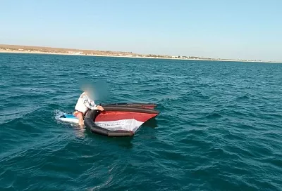 Унесенного в море виндсерфера спасли в Анапе