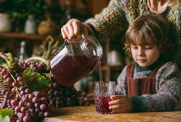 Простой способ приготовления виноградного сока на зиму