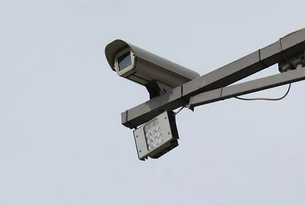 На федеральных трассах камеры начали фиксировать неправильный выбор полосы 