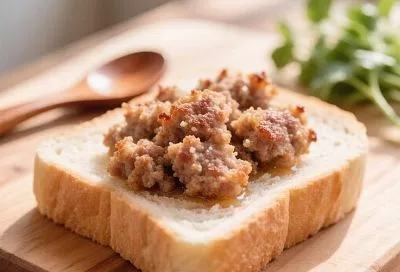 Нужно лишь немного фарша, и на столе гора вкусного. Готовлю для детей эту закуску вместо беляшей: готовится быстро, а съедается моментально