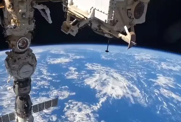 Вид из иллюминатора: почему космонавты считают название «Земля» условностью