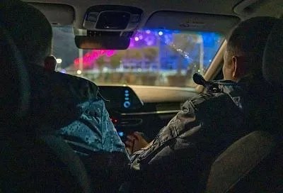 Пьяный мужчина ударил ножом в живот знакомого возле магазина в Кропоткине