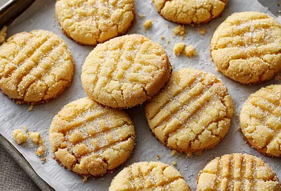 Самое быстрое и дешевое печенье из 4 ингредиентов – рассыпчатое и готовится за 20 минут