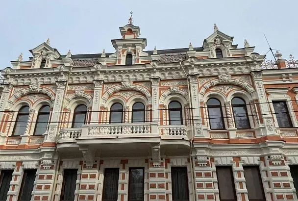 В Краснодаре завершили реставрацию фасада краевого музея имени Фелицына