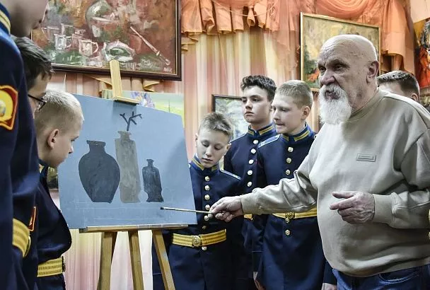 Курсанты Президентского кадетского училища посетили художественные мастер-классы в Краснодаре