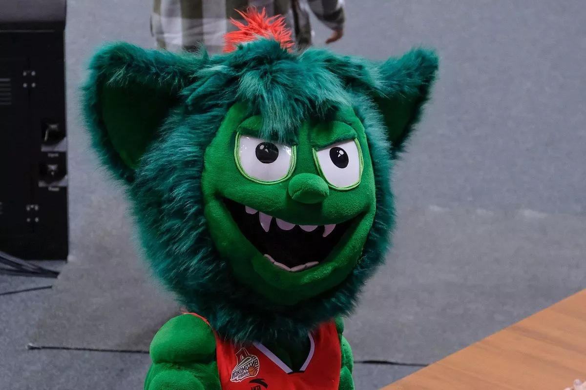 Болельщики его зовут просто Зуби