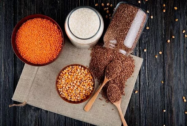 Срочно надо уборку: как избавить свои продуктовые запасы от пищевой моли и жучков