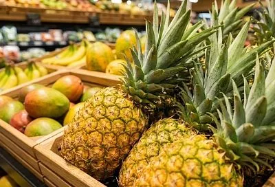 Простые способы выбрать спелый ананас в магазине