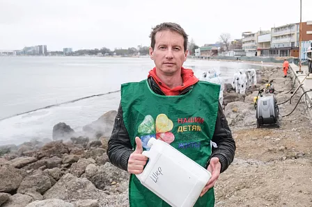 Антон Догуев