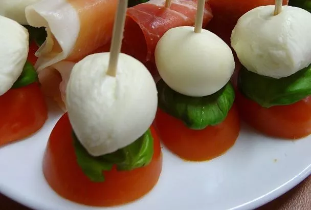 За минуты делаю 4 вида закуски, от которых все просто дуреют, — сметается со стола в первую очередь