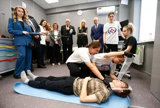 «Научись спасать жизнь»: знания, от которых зависит все 