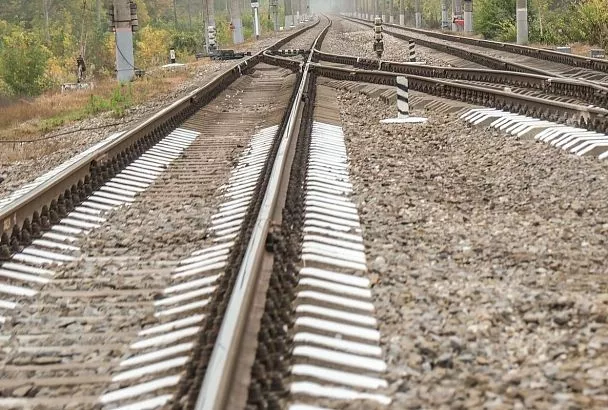 Четыре поезда идут с задержкой после длительного перекрытия Крымского моста в ночь на 15 февраля