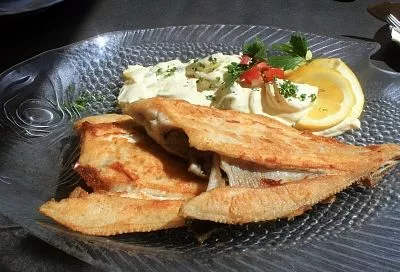 Ни одна Омега-3 не потеряется: жарю камбалу в панировке так, что снаружи хрустит, а внутри - сплошной сок!