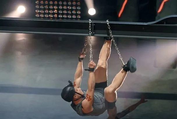 Кубанский бобслеист Зайцев справился с заданием в «Титанах» в шаге от возможного проигрыша