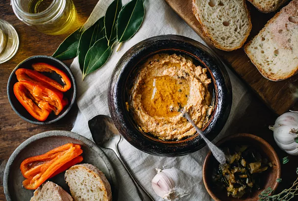 Варю куриную грудку с овощами и через 40 минут получаю паштет нежнее любого магазинного