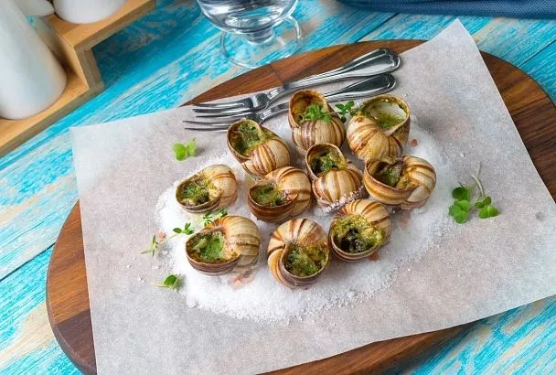 Полезная экзотика: почему запеченных виноградных улиток стоит попробовать каждому взрослому